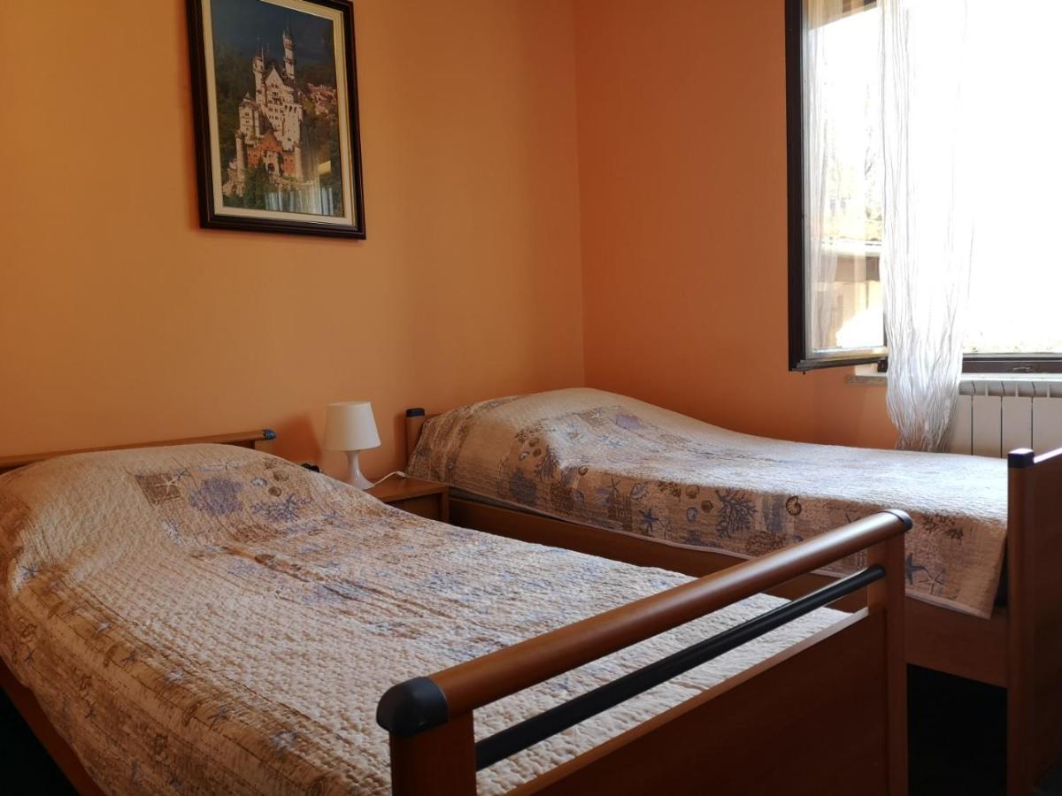 Apartment Poesia Poreč Extérieur photo